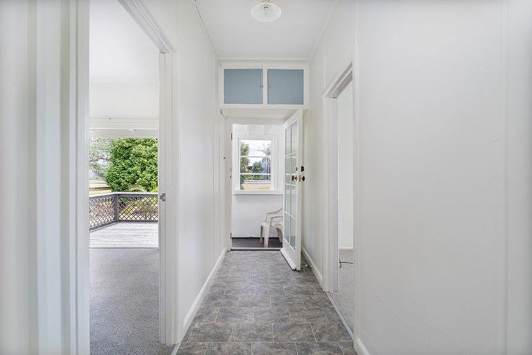 Photo of property in 24 Captain Cook Road, Cooks Beach, Whitianga, 3591