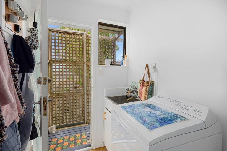 Photo of property in 27 Foster Crescent, Snells Beach, 0920