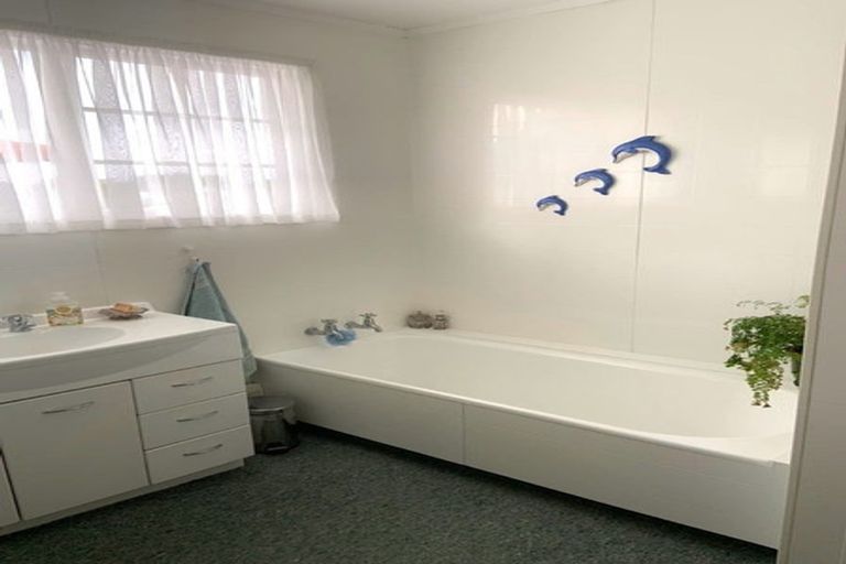 Photo of property in 56 Richard Pearse Drive, Temuka, 7920