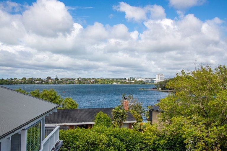 Photo of property in 12a Eric Price Avenue, Takapuna, Auckland, 0620