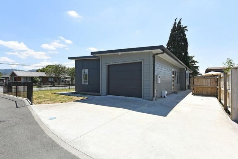 Photo of property in 16 Lane Street, Wallaceville, Upper Hutt, 5018