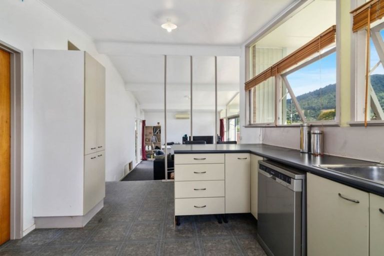 Photo of property in 22 Homedale Street, Pukehangi, Rotorua, 3015