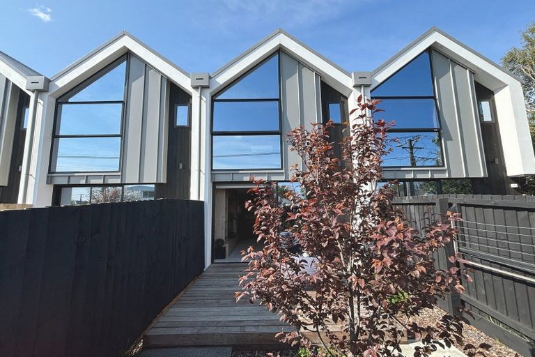 Photo of property in 9 Ward Street, Addington, Christchurch, 8024