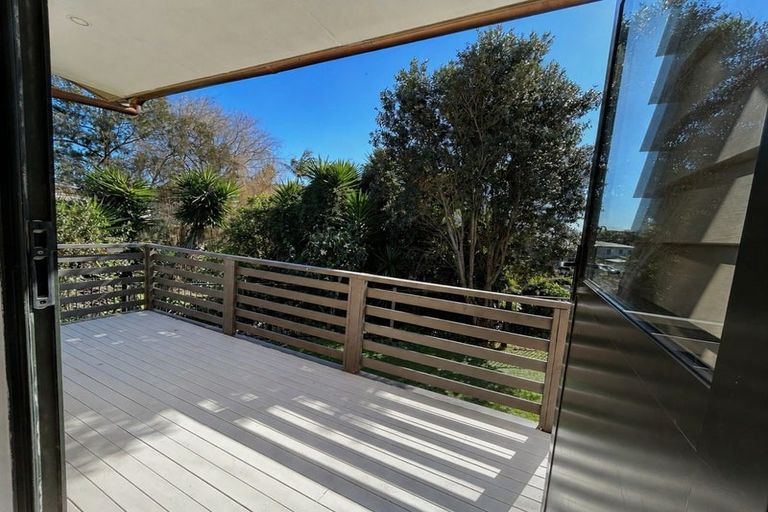 Photo of property in 26 Fratley Avenue, Farm Cove, Auckland, 2012