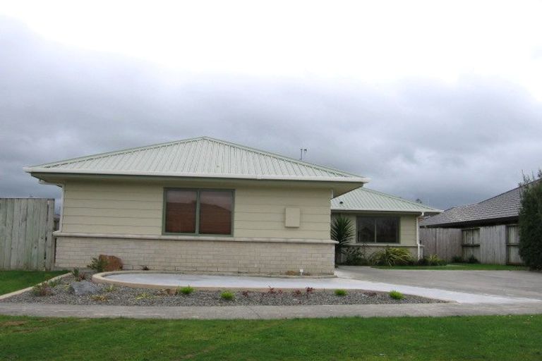 Photo of property in 20 Parnell Heights Drive, Kelvin Grove, Palmerston North, 4414
