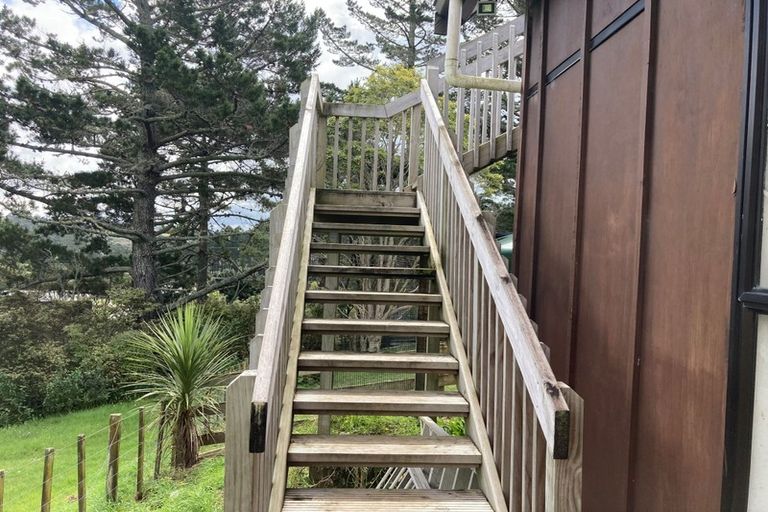 Photo of property in 211 Paremoremo Road, Lucas Heights, Auckland, 0632