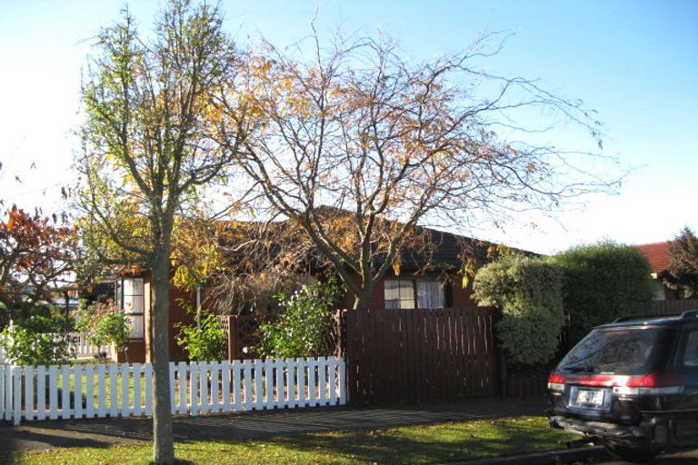 Photo of property in 2/38 Greenock Street, Redwood, Christchurch, 8051