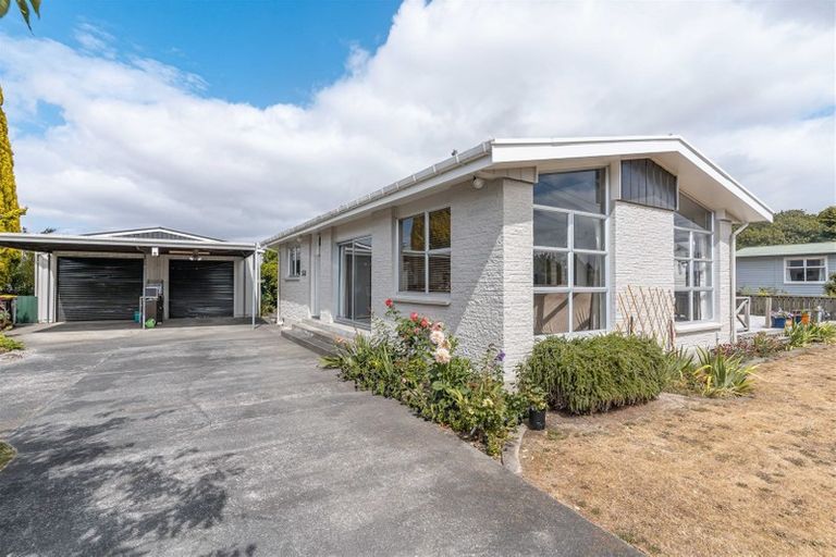 Photo of property in 21 Freyberg Street, Solway, Masterton, 5810