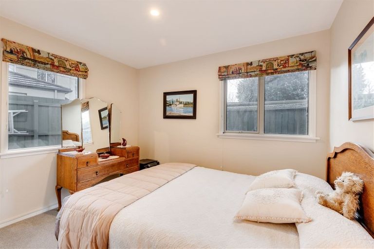 Photo of property in 46 Wai-iti Terrace, Burnside, Christchurch, 8052