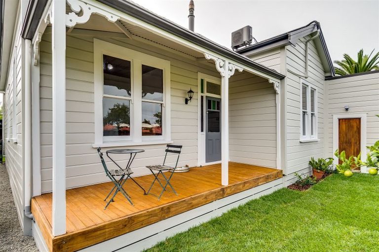 Photo of property in 53a Seddon Crescent, Marewa, Napier, 4110