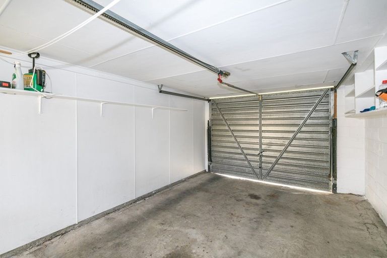 Photo of property in 9 Page Place, Hamilton East, Hamilton, 3216