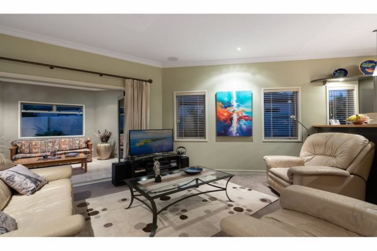 Photo of property in 18 Bermuda Drive, Papamoa Beach, Papamoa, 3118