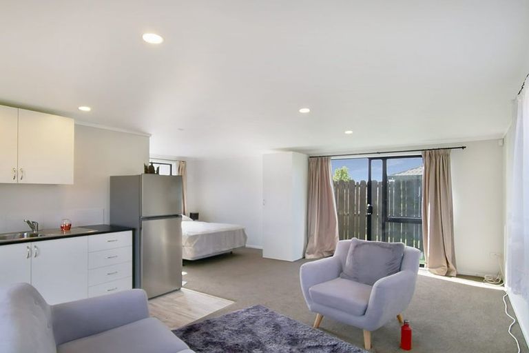 Photo of property in 15 Heathridge Place, Burswood, Auckland, 2013