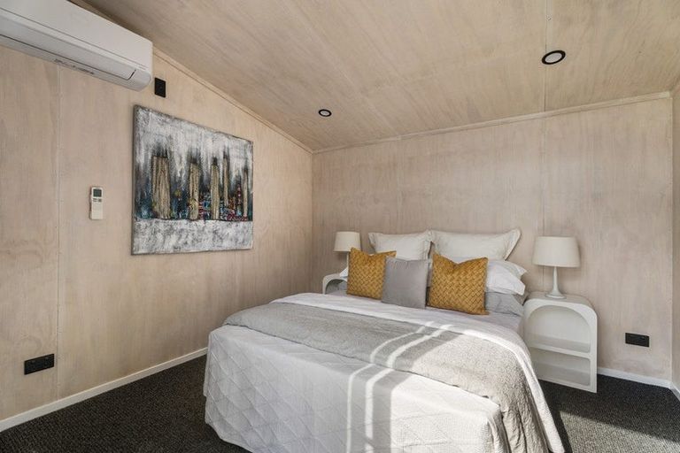 Photo of property in 50a Duncansby Road, Stanmore Bay, Whangaparaoa, 0932