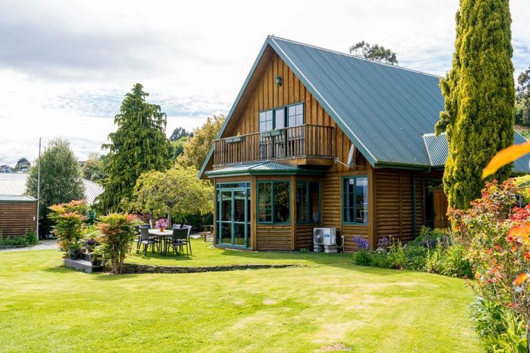 Photo of property in 7 Greenhithe Street, Waihola, Milton, 9073