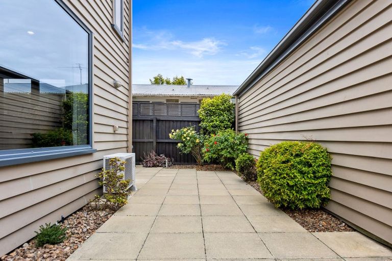 Photo of property in 500a Barbadoes Street, Edgeware, Christchurch, 8013