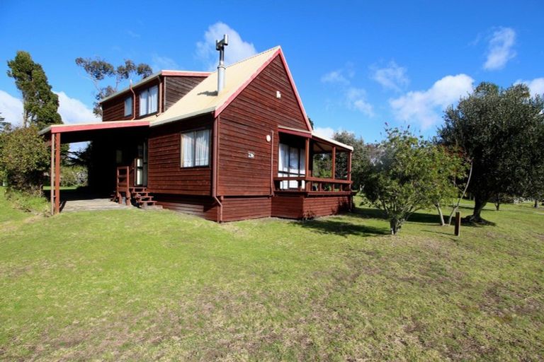 Photo of property in 216 Waimaire Avenue, Matarangi, Whitianga, 3592