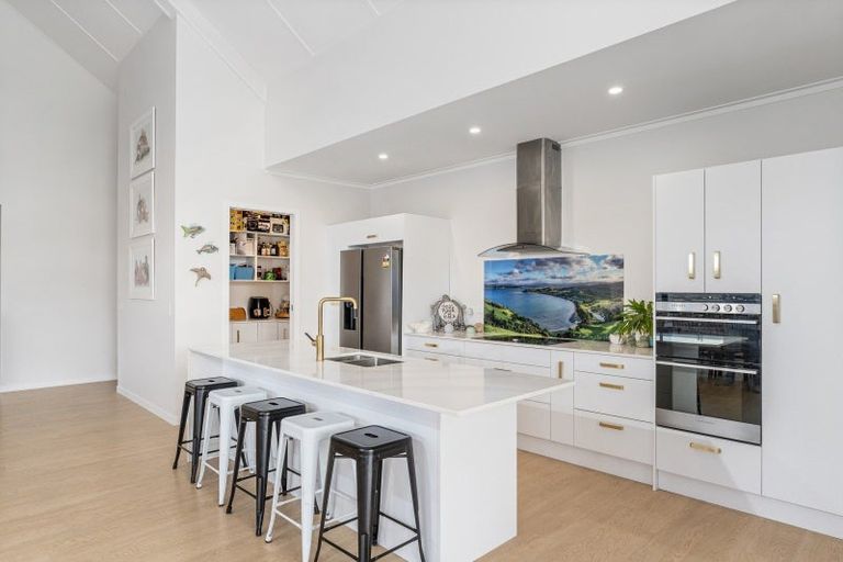 Photo of property in 6 Tohetea Lane, Wharekaho, Whitianga, 3510