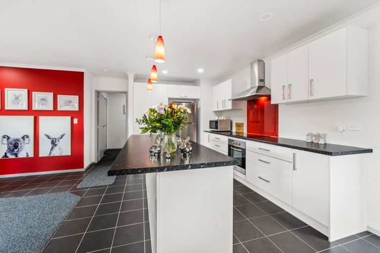 Photo of property in 31 Hamon Place, Pukehangi, Rotorua, 3015