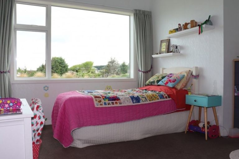 Photo of property in 2 Neva Street, Fortrose, Invercargill, 9875