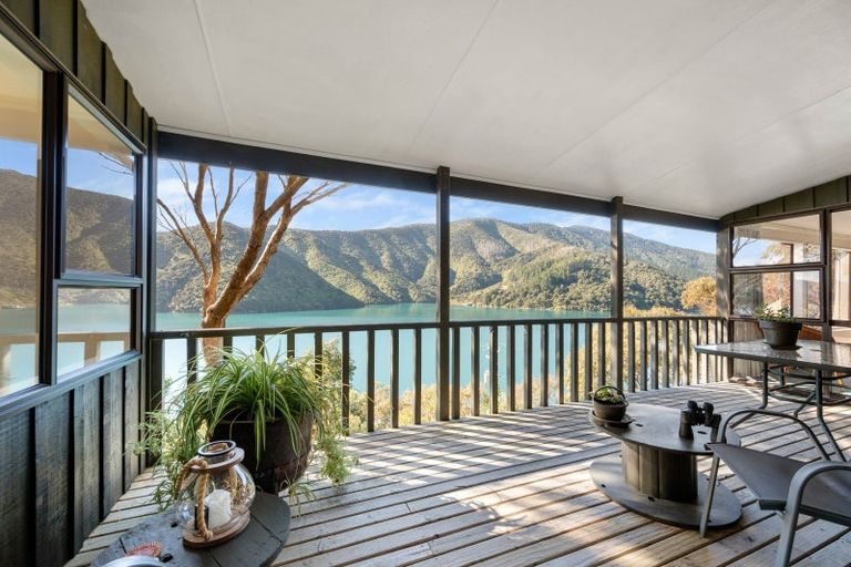 Photo of property in 438 Port Underwood Road, Whatamango Bay, Picton, 7281