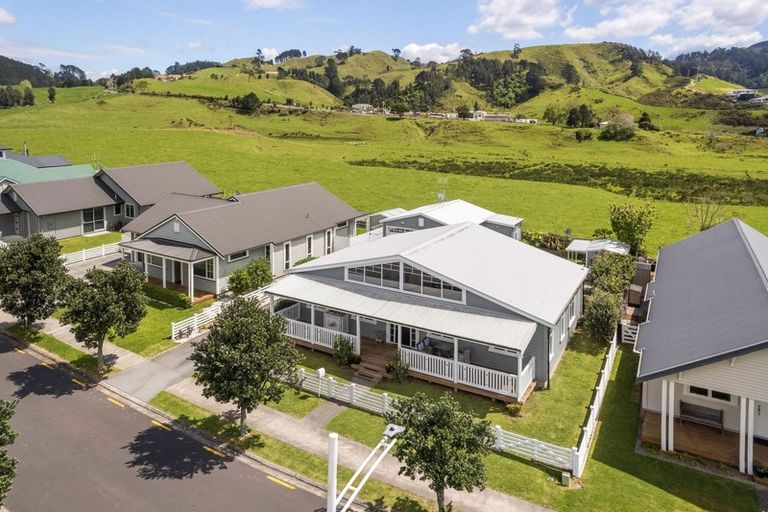 Photo of property in 44 Ocean Breeze Drive, Waihi Beach, 3611
