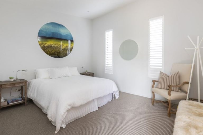 Photo of property in 65 Taumata Road, Omaha, 0986