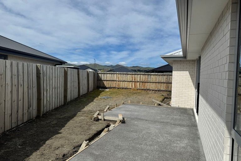 Photo of property in 24 Paradise Way, Halswell, Christchurch, 8025