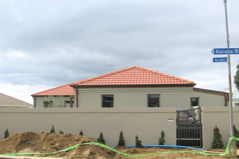Photo of property in 13 Karaka Road, Otumoetai, Tauranga, 3110