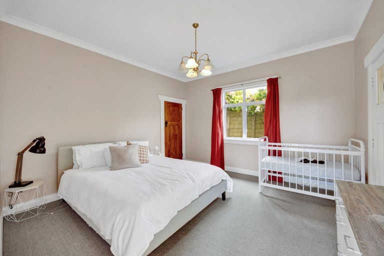 Photo of property in 183 Tukapa Street, Westown, New Plymouth, 4310