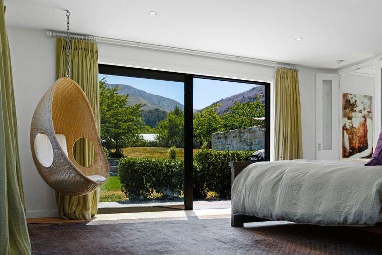 Photo of property in Butel Park, 15 Essex Avenue, Arrowtown, 9302