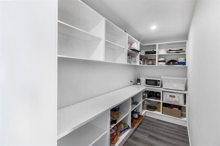 Photo of property in 11 El Patron Lane, Halswell, Christchurch, 8025