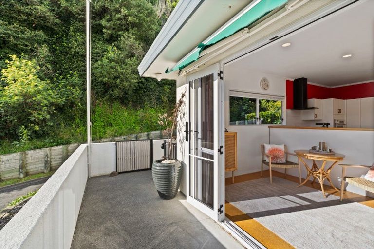 Photo of property in 9 Amner Place, Bluff Hill, Napier, 4110