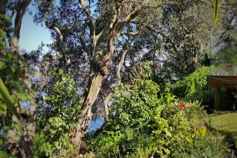 Photo of property in 28 Pohutukawa Drive, Athenree, Katikati, 3177