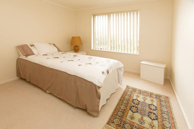 Photo of property in 54 Elan Place, Stanmore Bay, Whangaparaoa, 0932