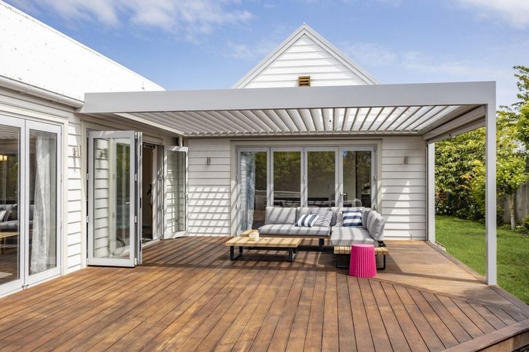 Photo of property in 20 Sandown Boulevard, Rangiora, 7400