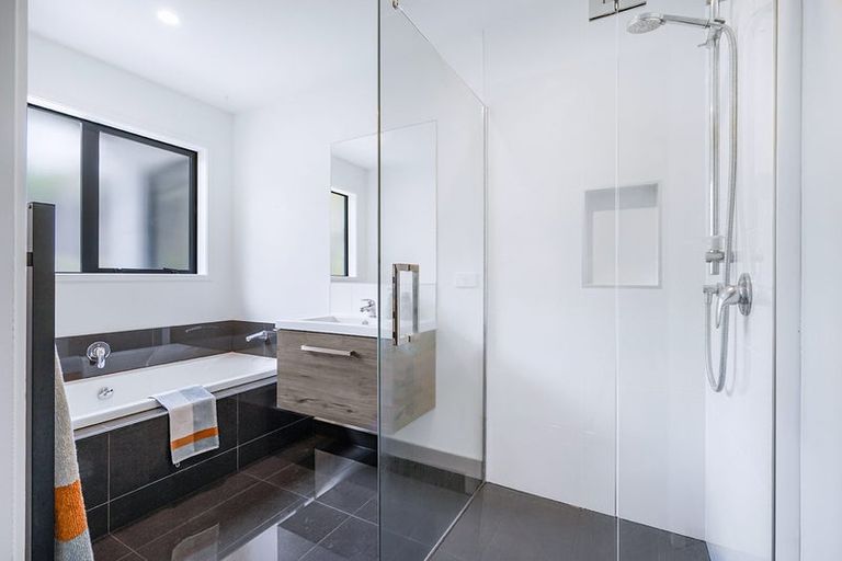 Photo of property in 224 Baverstock Road, Grandview Heights, Hamilton, 3200