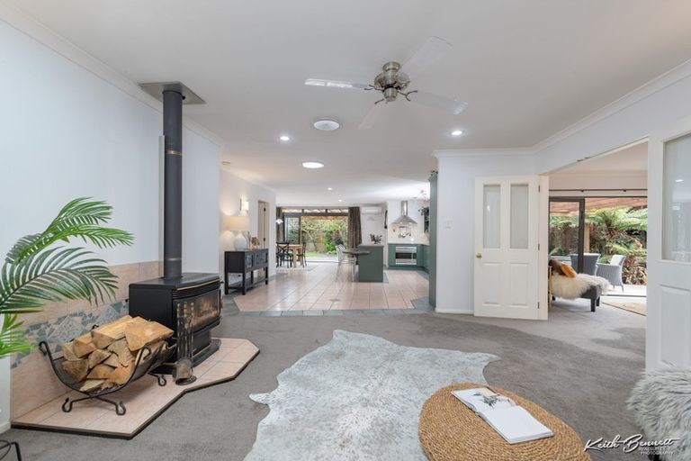 Photo of property in 21 Galveston Grove, Totara Park, Upper Hutt, 5018