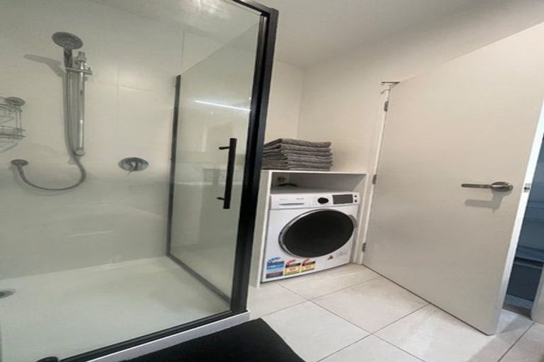 Photo of property in 14 Rara Lane, Manukau, Auckland, 2104