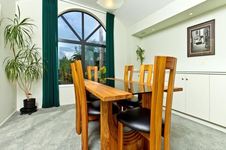 Photo of property in 52 Rame Road, Greenhithe, Auckland, 0632