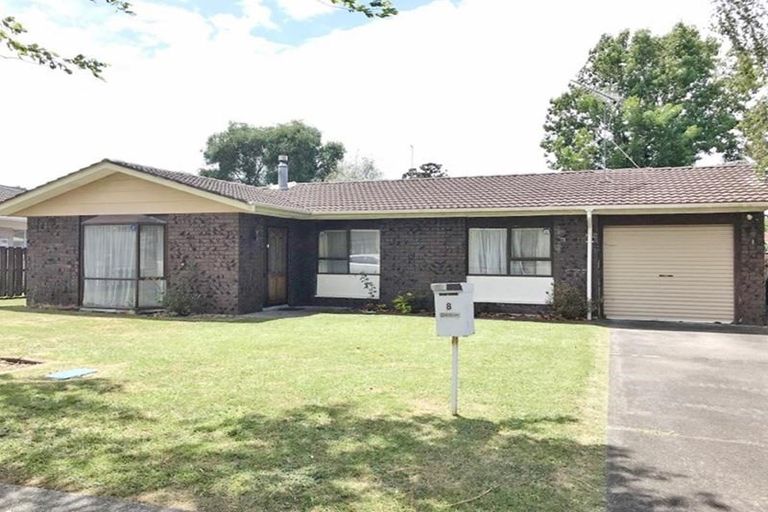 Photo of property in 8 Zenith Place, Conifer Grove, Takanini, 2112