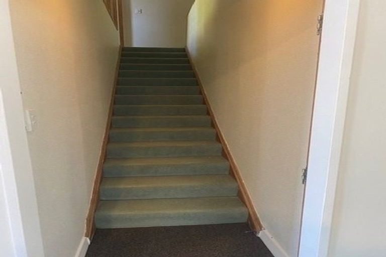 Photo of property in 34 Westhaven Drive, Tawa, Wellington, 5028