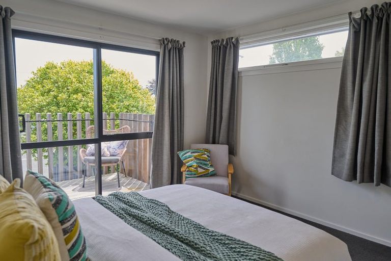 Photo of property in 2/484 Ilam Road, Bryndwr, Christchurch, 8052