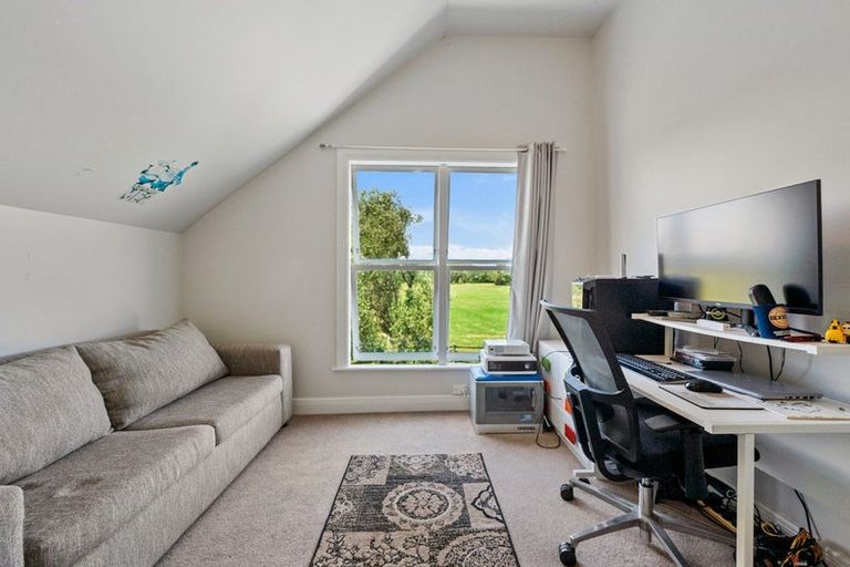 Photo of property in 2179 State Highway 16, Helensville, 0875