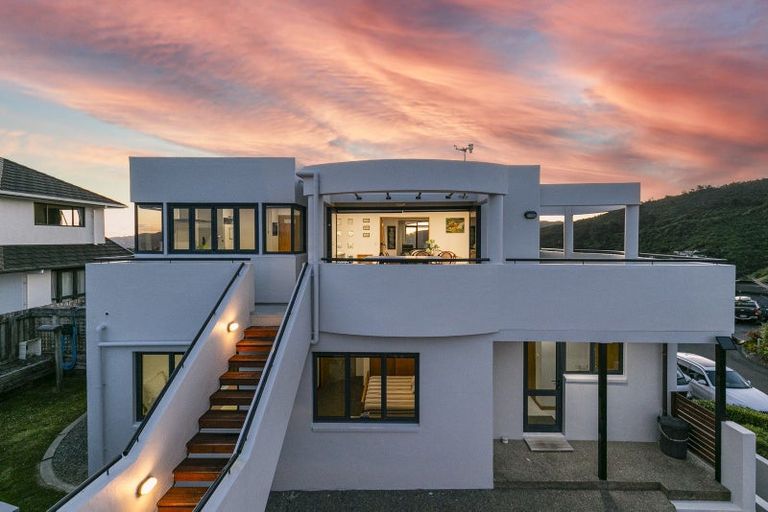 Photo of property in 20 Imran Terrace, Khandallah, Wellington, 6035