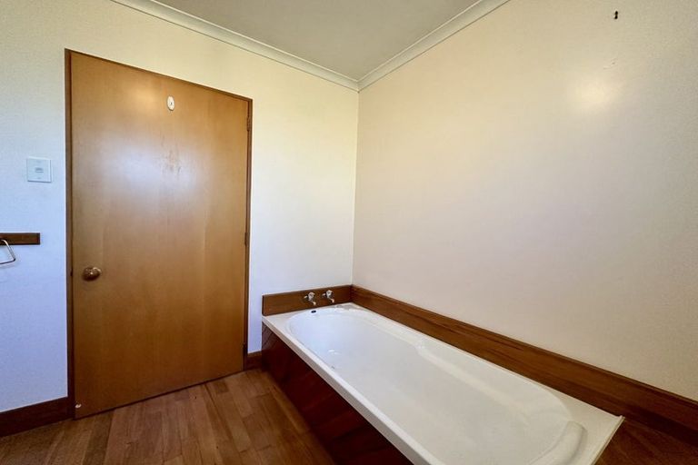 Photo of property in 10 Nixon Street, Tinwald, Ashburton, 7700