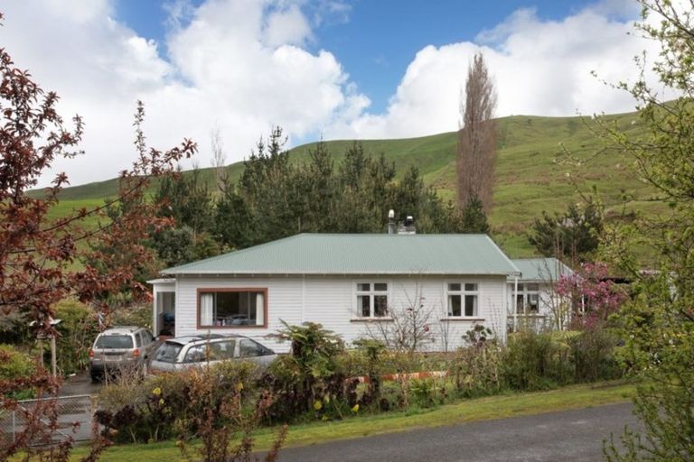 Photo of property in 768 Rangatira Road, Hunterville, Marton, 4787