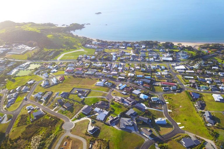 Photo of property in 9 Oden Hill, Coopers Beach, 0420