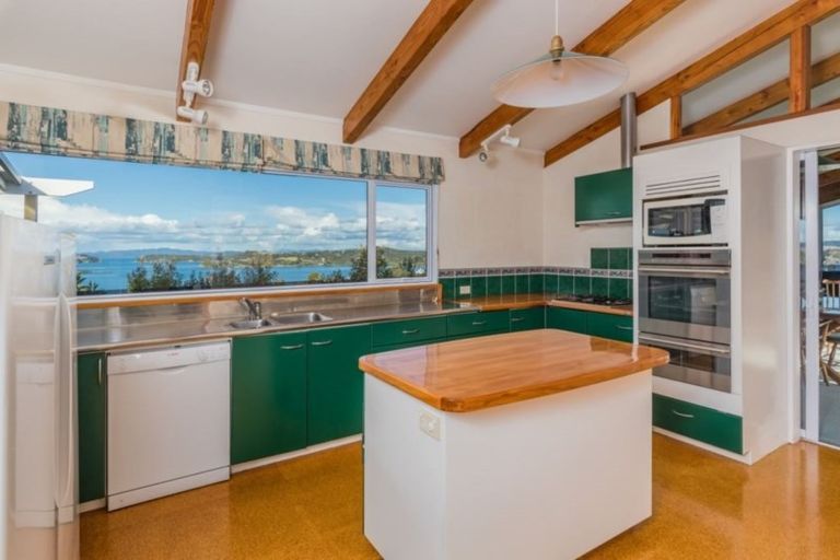 Photo of property in 61 Doves Bay Road, Kerikeri, 0294