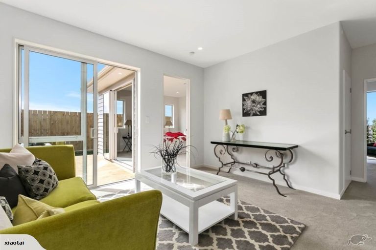 Photo of property in 137 Godfrey Drive, Orewa, 0931